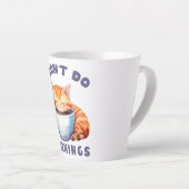朝はしないし、コーヒーと一緒にかわいいオレンジ猫 カフェラテマグ (右アングル)