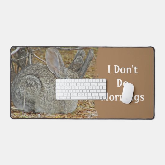 朝は疲れた野生のウサギ眠るバニーしてはいけない デスクマット (キーボード&マウス)