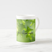 朝インスピレーションおよび愛 ボーンチャイナマグカップ (正面右)