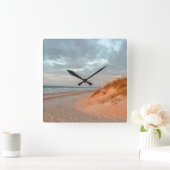 "朝歩行" スクエア壁時計 (ホーム)