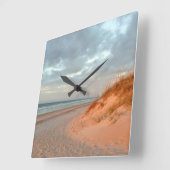 "朝歩行" スクエア壁時計 (傾斜)