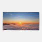 朝雲の上を覗く太陽 デスクマット (正面)