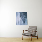 朝霧転がが立つ タペストリー (インサイチュ)