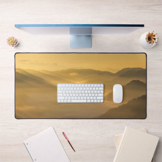 朝霧輝くの日の光 デスクマット (オフィス1)