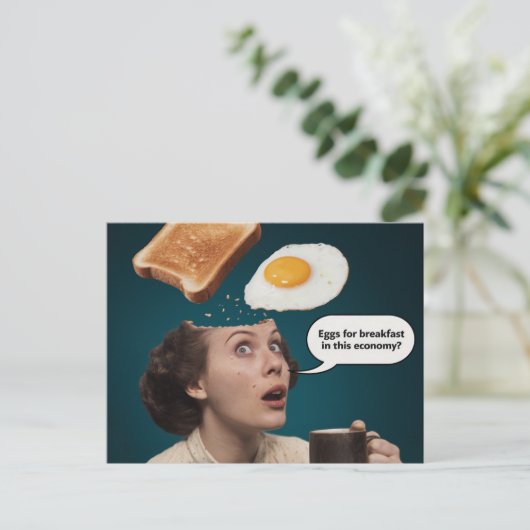 朝食のための卵，エコノミーウーマンコーヒーシュレアル ポストカード (スタンド正面)