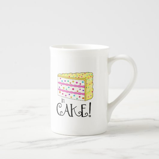 朝食は卵が好き…ケーキに! ボーンチャイナマグカップ (右)