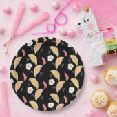 朝食ハムアンドキラントロエッグオンアクロワッサン ペーパープレート (パーティー)