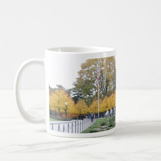 朝鮮戦争の記念物の退役軍人 コーヒーマグカップ (左)