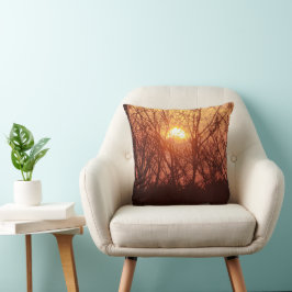 木々に隠れた夕日 クッション