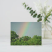 木々の上に虹のやる気を起こさせる葉書 ポストカード (スタンド正面)