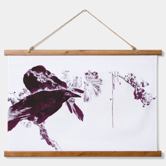 木々の中に止まっていたカラス 吊り下げ型タペストリー (正面)