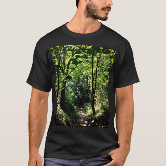 木々の中の光 Tシャツ (正面)