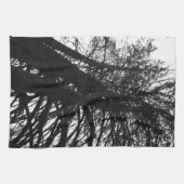 木々の中を見上げる キッチンタオル (横)
