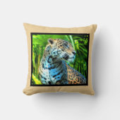 木々の間のジャガー クッション (正面)