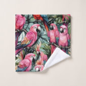 木々の間のピンクのパロット。 バスタオルセット (ウォッシュタオル)