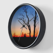 木々の間の夕日 壁時計 (傾斜)