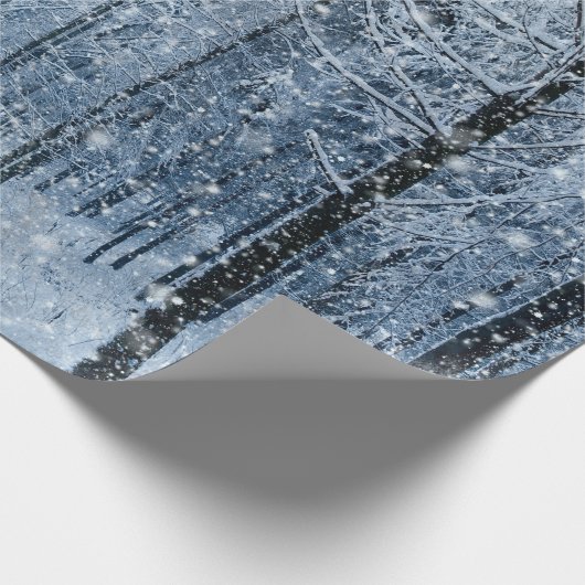 木々を包むクリスマススノーフレーク ラッピングペーパー (角)