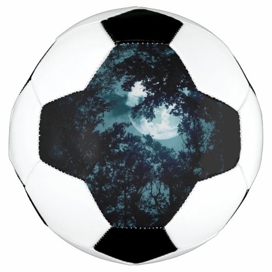 木々を通して輝く美しい月の光 サッカーボール (正面)