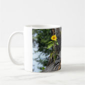 木からの花成長するのコーヒー・マグ コーヒーマグカップ (左)