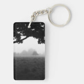 木から現れる朝の霧 キーホルダー (裏面)