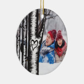 木で切り分けられるイニシャルは写真のクリスマスをつなぎます セラミックオーナメント (右)