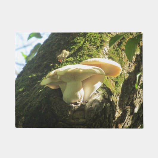 木で育っているきのこ ドアマット (正面)