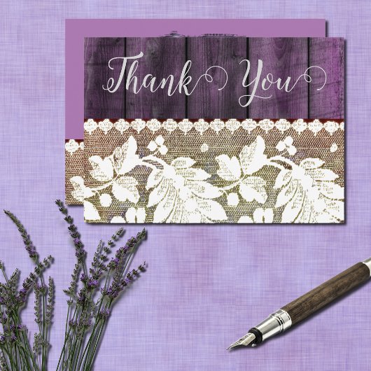 木との素朴なスタイルおよびレース-ありがとう サンキューカード