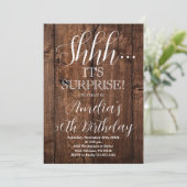 木と白素朴のサプライズ誕生日パーティー 招待状 (スタンド正面)