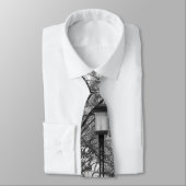 木によって並べられる歩行 ネクタイ (タイ)