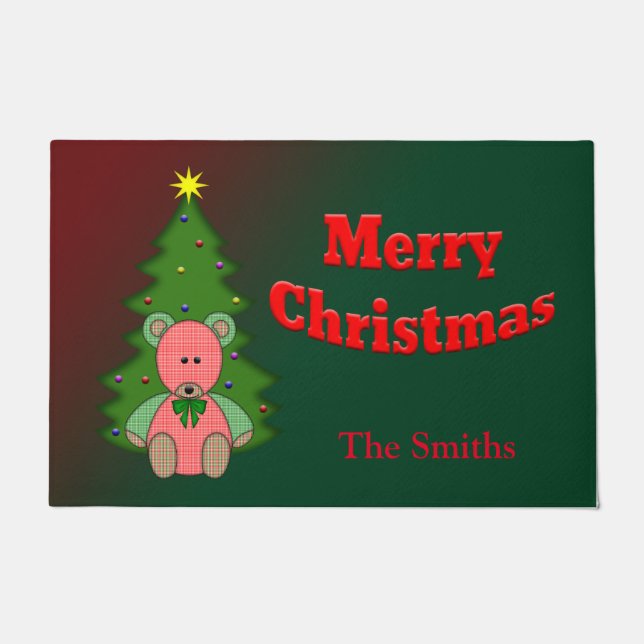 木にパーソナライズされた飾るメリークリスマス ドアマット (正面)