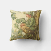 木に座る翼のあるニレの妖精 クッション (裏面)