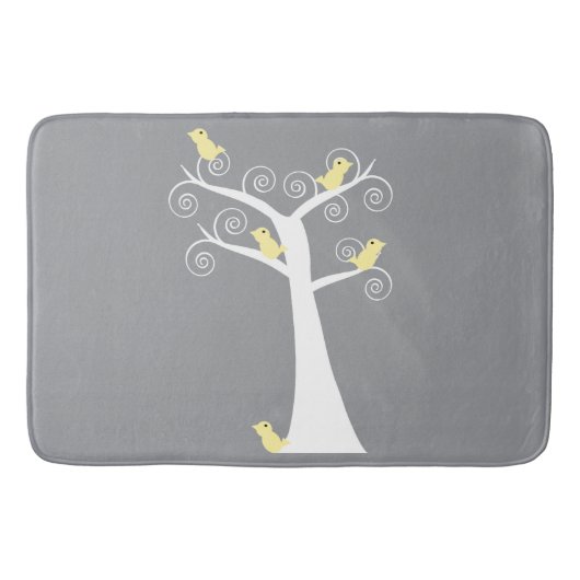 木に浮かぶ5羽の黄色い鳥 バスマット (正面)