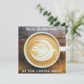 木に葉状の泡を付けたコーヒーラテカップ カード (スタンド正面)