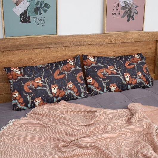 木に赤いパンダ 枕カバー