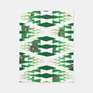 木に隠れるくま フリースブランケット