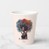 木に飾った髪のアフリカ系アメリカ人女性 紙コップ (正面)