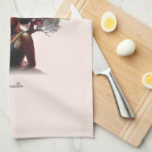 木に飾られたアカラフルフリカ人の女性 キッチンタオル (四つ折り)