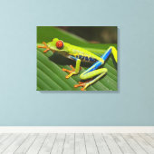 木のカラフルカエル キャンバスプリント (インサイチュ (ウッドフロア))