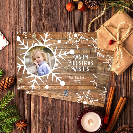 木のクリスマスフォトカードにスノーフレークのオーバーレイ シーズンカード