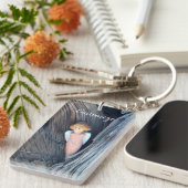 木のサンダーコーブに彫られたエンジェル キーホルダー (正面右)