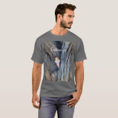 木のサンダーコーブに彫られたエンジェル Tシャツ (正面フル)