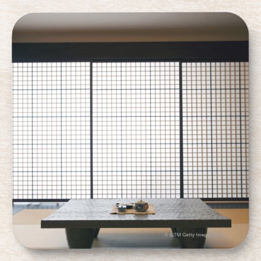 木のテーブルおよびモダンなスタイルのtatamiを使って: コースター (正面)