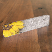 木のテーブルにひまわり デスクネームプレート (側面)