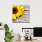 木のテーブルにひまわり ポスター (ホームオフィス)