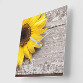 木のテーブルのひまわり スクエア壁時計 (傾斜)