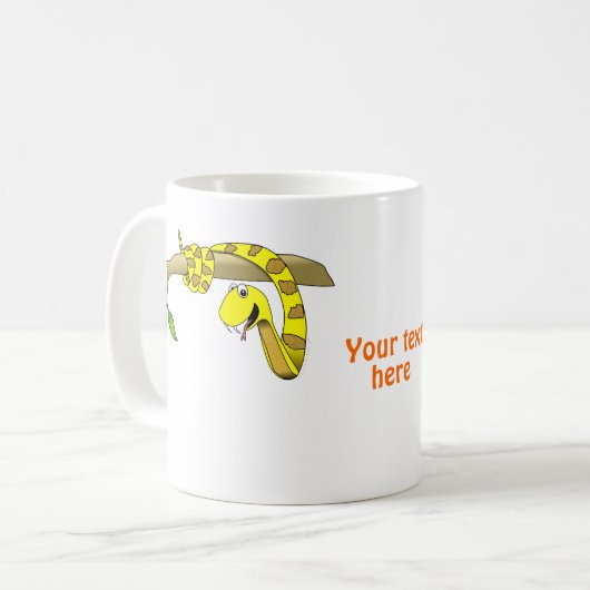 木のハ虫類のかわいい漫画の黄色のヘビ コーヒーマグカップ (正面左)