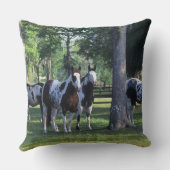 木のペンキの馬 クッション (裏面)