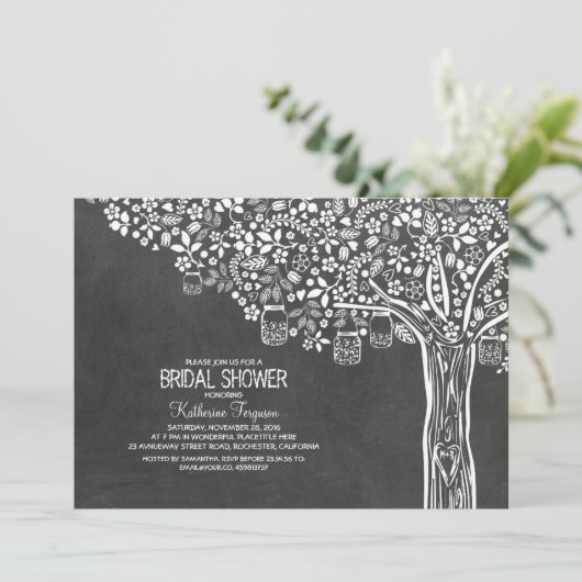 木のメーソンジャーは黒板のブライダルシャワーをつけます 招待状 (スタンド正面)