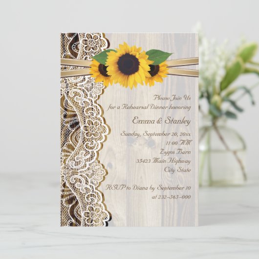 木のリハーサルのディナー結婚にレース&ひまわり 招待状 (スタンド正面)