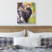 木の上の美しいパイレーテッドウッドペッカー キャンバスプリント (インサイチュ (寝室))